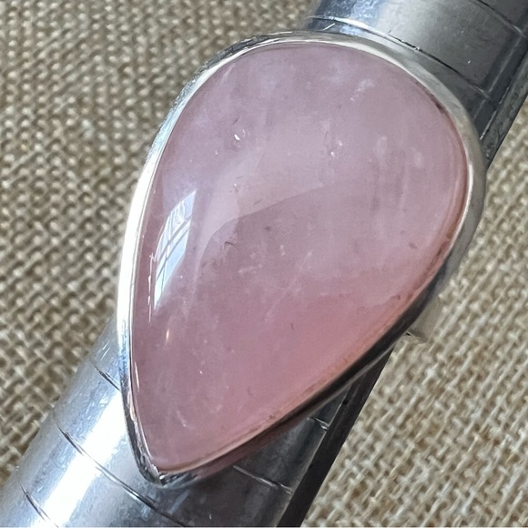New Rose Quartz Crystal Stone Teardrop Sterling Silver Overlay Ring Size 8.25 - Picture 2 of 9